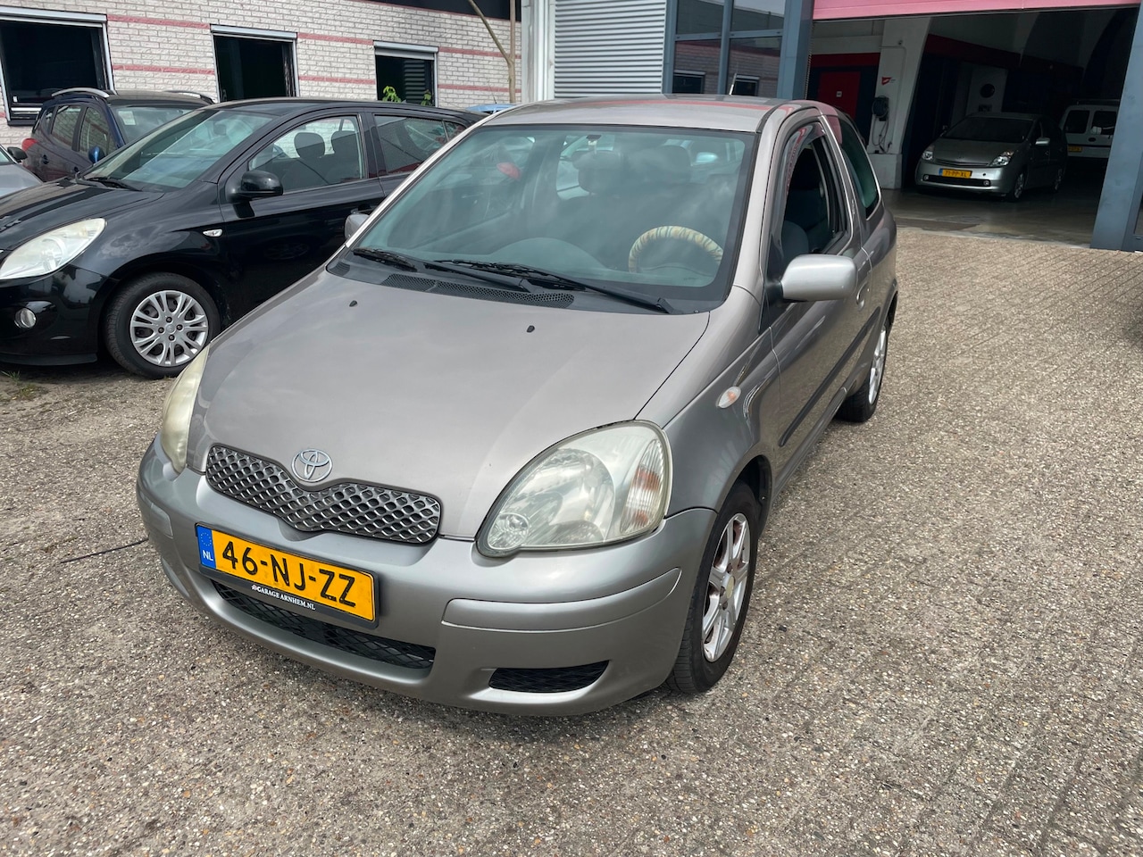 Toyota Yaris - 1.3 VVT-i Sol 1.3 VVT-i Sol - AutoWereld.nl