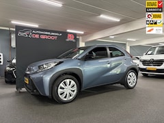 Toyota Aygo X - 1.0 VVT-i S-CVT Play/ NL auto/ 4.286 KM/ Automaat/ Eerste eigenaar