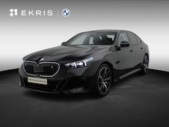 BMW i5 - Sedan eDrive40 M Sportpakket Pro | Innovation Pack | Travel Pack | Comfort Pack | Comfort