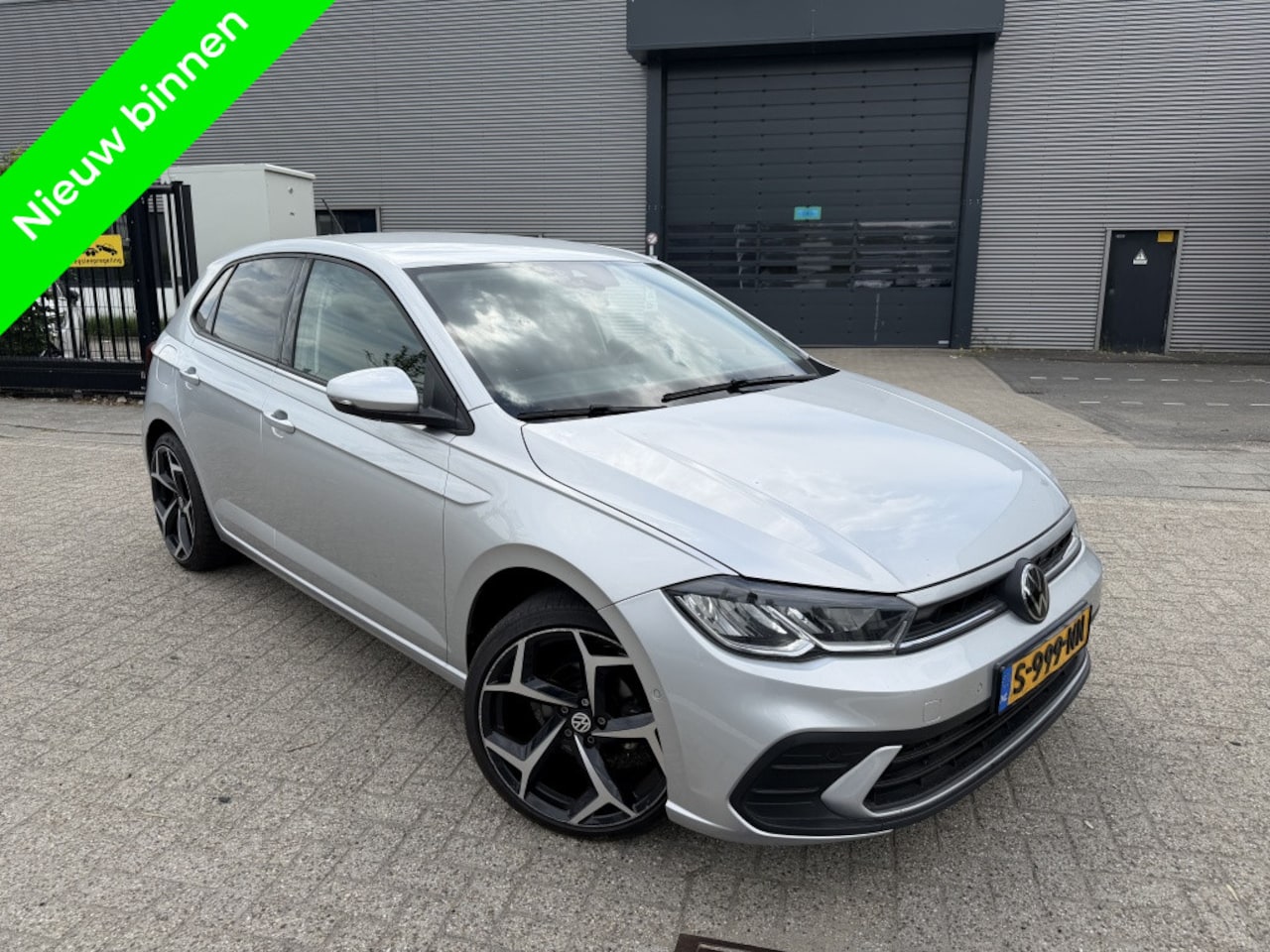 Volkswagen Polo - 1.0 TSI Dsg7 18’ Acc Carplay Clima Stoelverw Netjes - AutoWereld.nl