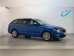 Skoda Octavia Combi - 1.0 TSI Greentech Ambition Business Parkeersensoren Navigatie App-Connect Trekhaak
