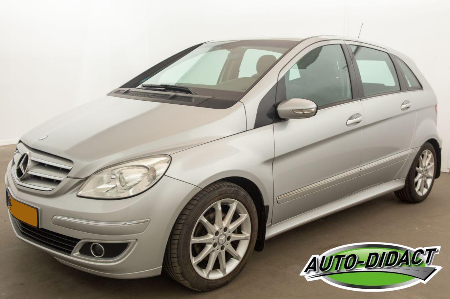 Mercedes-Benz B-klasse - 180 CDI Automaat Navi Airco - AutoWereld.nl