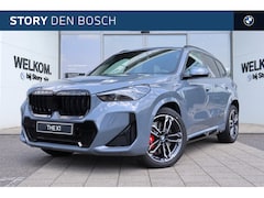 BMW X1 - xDrive25e M Sport Automaat / Panoramadak / Trekhaak / Sportstoelen / Head-Up / M Adaptief