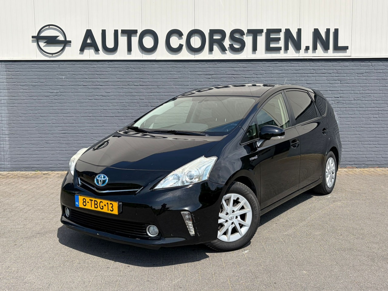 Toyota Prius Wagon - 1.8 7-pers. Pano.dak Hud Trekhaak Camera CruiseControl Navi Bluetooth Ecc Mistlampen Elek. - AutoWereld.nl