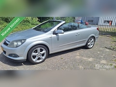 Opel Astra TwinTop - 1.8 Enjoy