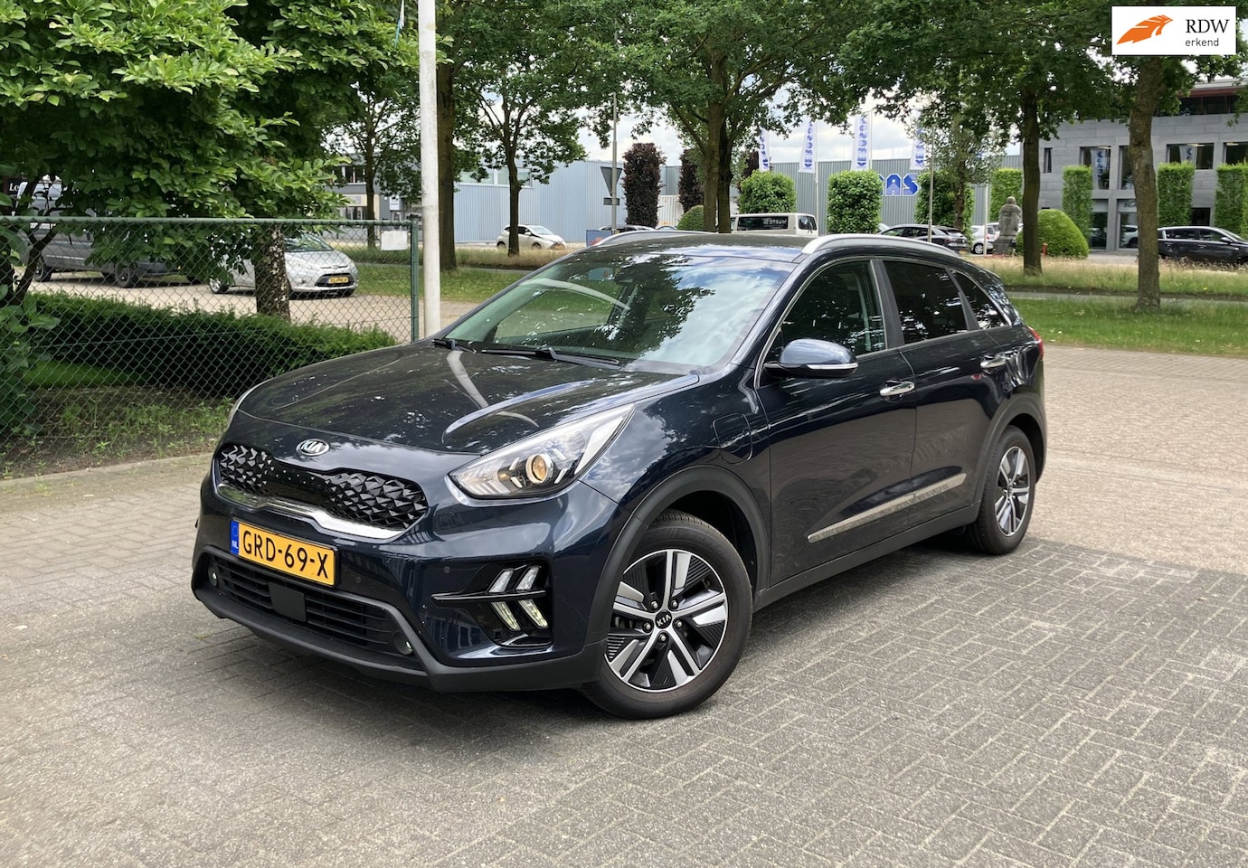 Kia Niro - 1.6 GDi PHEV DynamicLine Navi Camera Carplay Stoelverwarming - AutoWereld.nl