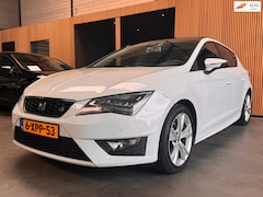 SEAT Leon - 1.4 TSI FR Pano|LED|PDC|Leder|Navi