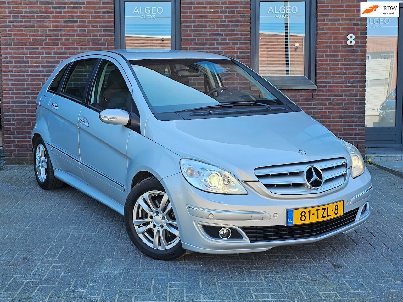 Mercedes-Benz B-klasse - 200 Turbo / Automaat / Navi / Trekhaak - AutoWereld.nl