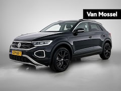 Volkswagen T-Roc - 1.5 TSI Oranje Edition 150 PK | Automaat | Navigatie | Climate Control | Apple Carplay / A