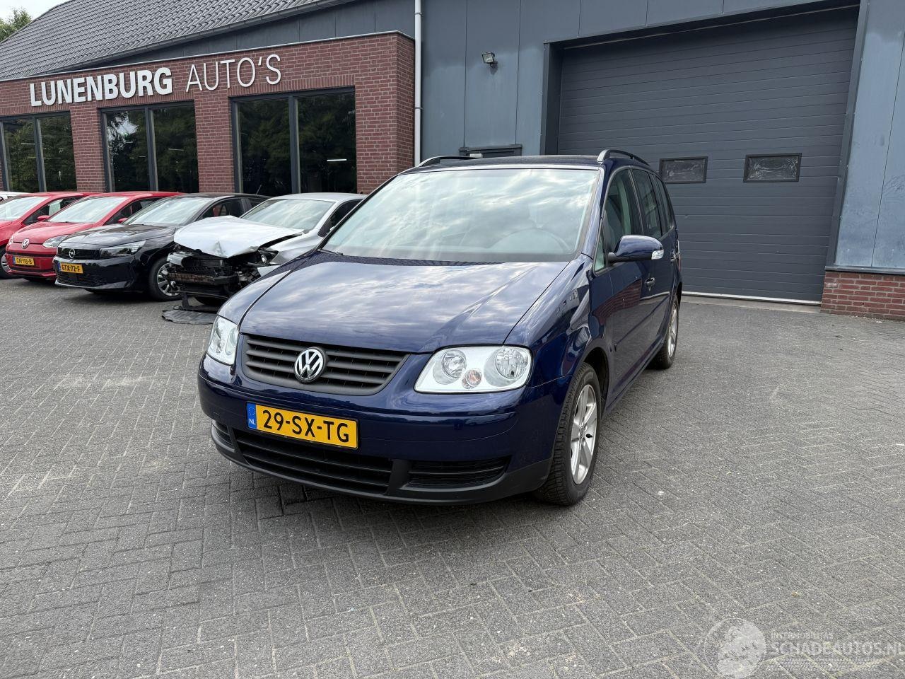 Volkswagen Touran - 1.6-16V FSI Business 1.6-16V FSI Business (MPV 5-dr.) - AutoWereld.nl