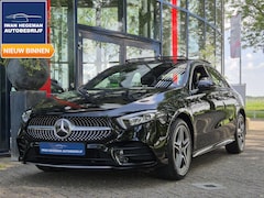 Mercedes-Benz A-klasse - 250 e AMG Line | SOH 94, 96% | Panoramadak | Climate control | LM Velgen | PDC + Camera |