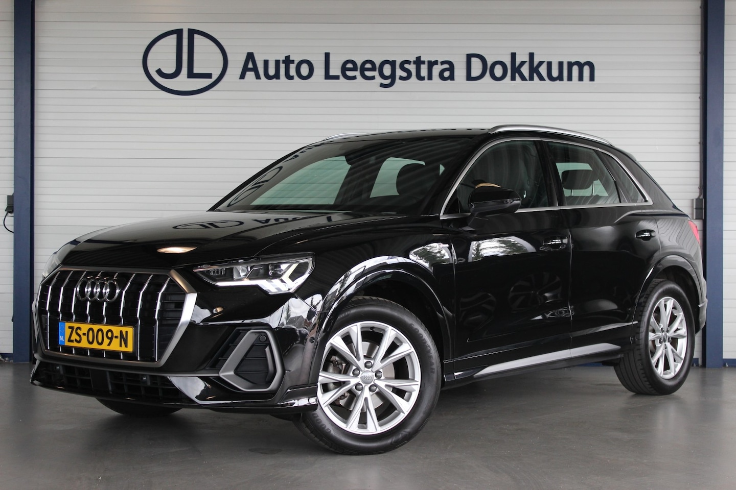 Audi Q3 - 35 TFSI S-Line Trekhaak | LED Matrix | Carplay | Adapt. Cruise | Navi | Bluetooth | Sports - AutoWereld.nl