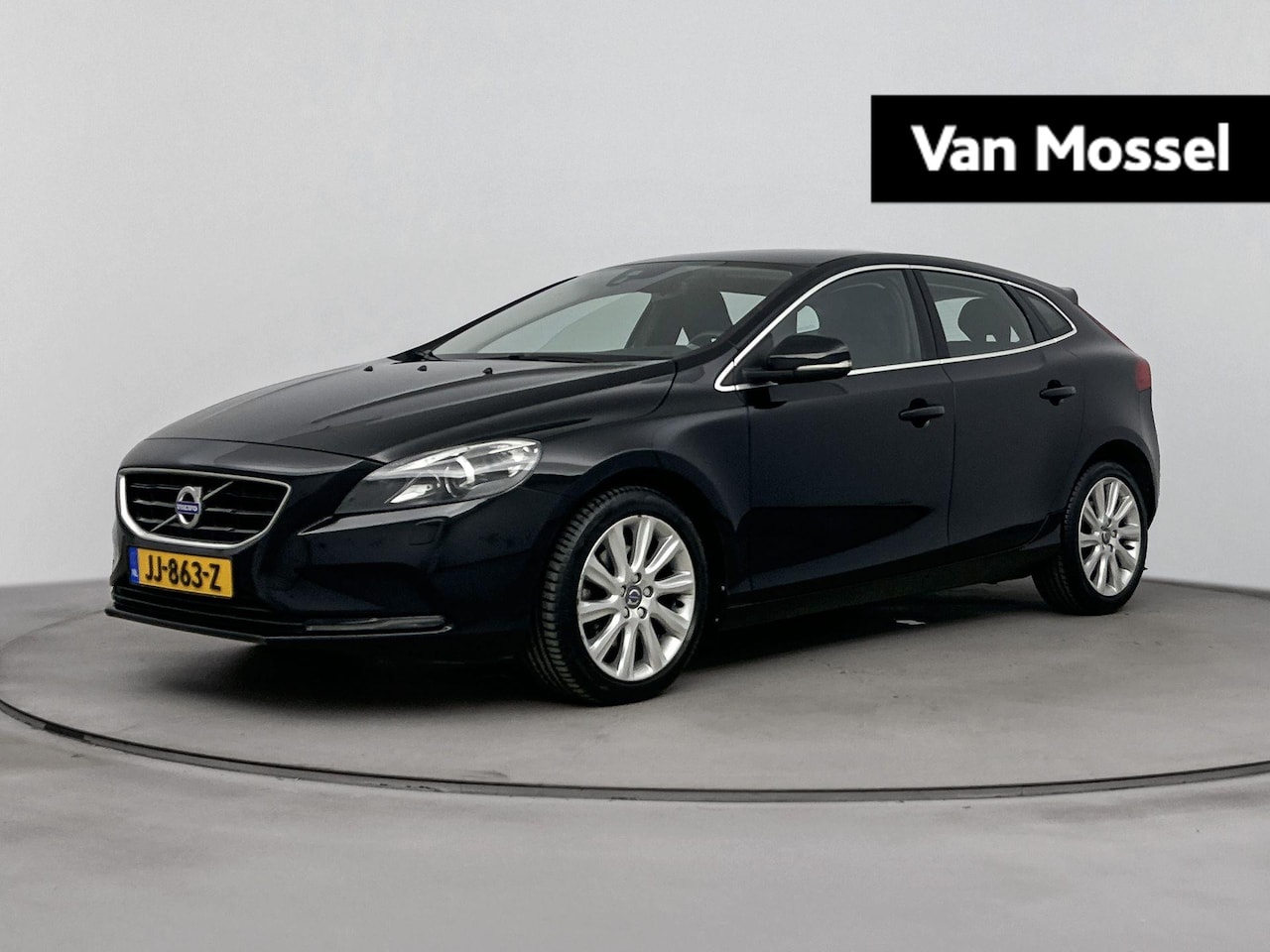 Volvo V40 - 2.0 T3 Nordic+ 153PK | Trekhaak 1500KG | Navigatie | Stoelverwarming | Cruise Control | Cl - AutoWereld.nl