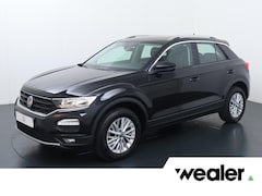 Volkswagen T-Roc - 1.5 TSI Style | 150 PK | Automaat | Climate control | Achteruitrijcamera | Apple Carplay/A