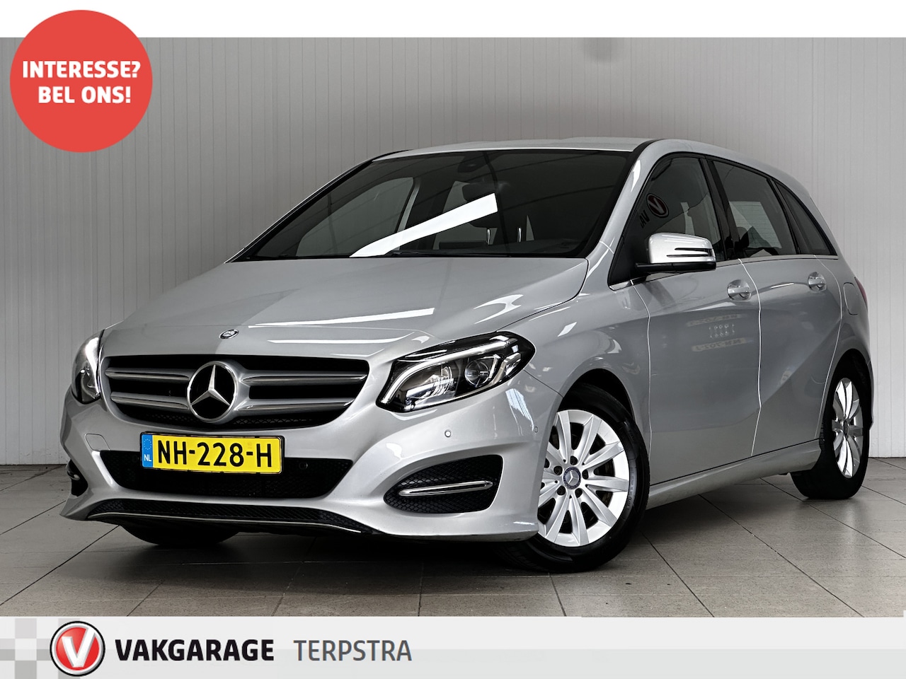 Mercedes-Benz B-klasse - 180 Blue Efficiency/ Trekhaak/ 16'' LMV/ LED koplampen/ Keyless-GO/ Navi/ Airco/ Cruise/ E - AutoWereld.nl