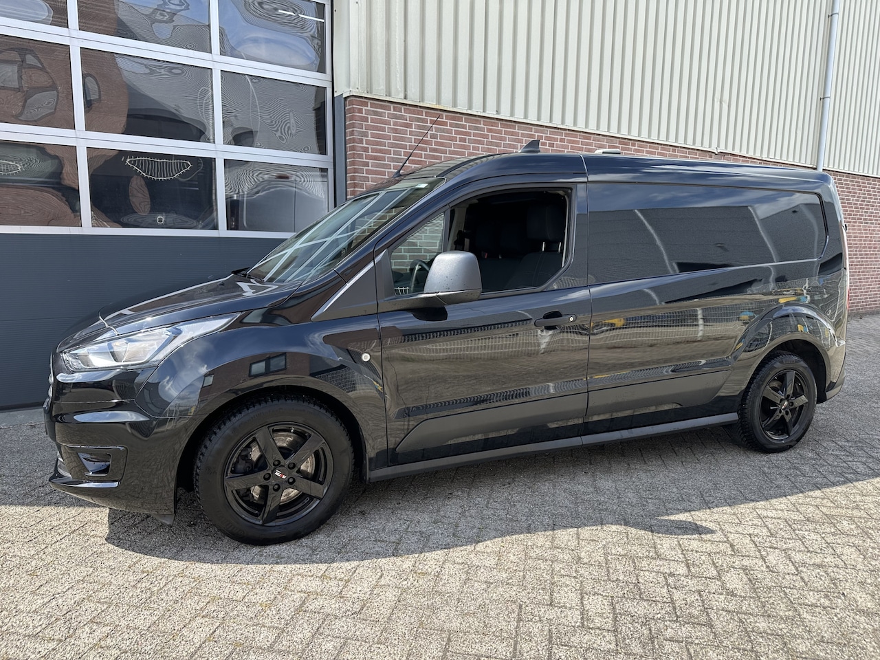 Ford Transit Connect - 1.0 Ecoboost L2 Bedrijswageninrichting Airco,Cruise,Navi,Camera,Pdc,Lmv,Enz 3 persoons - AutoWereld.nl