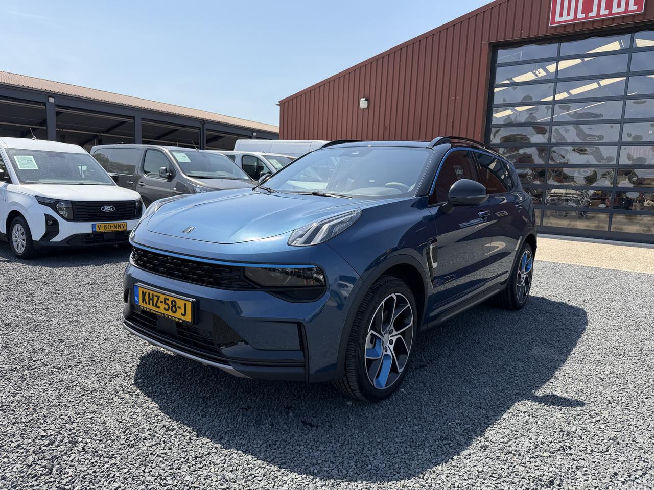 Lynk & Co 01 - PHEV 1.5 261PK - AutoWereld.nl