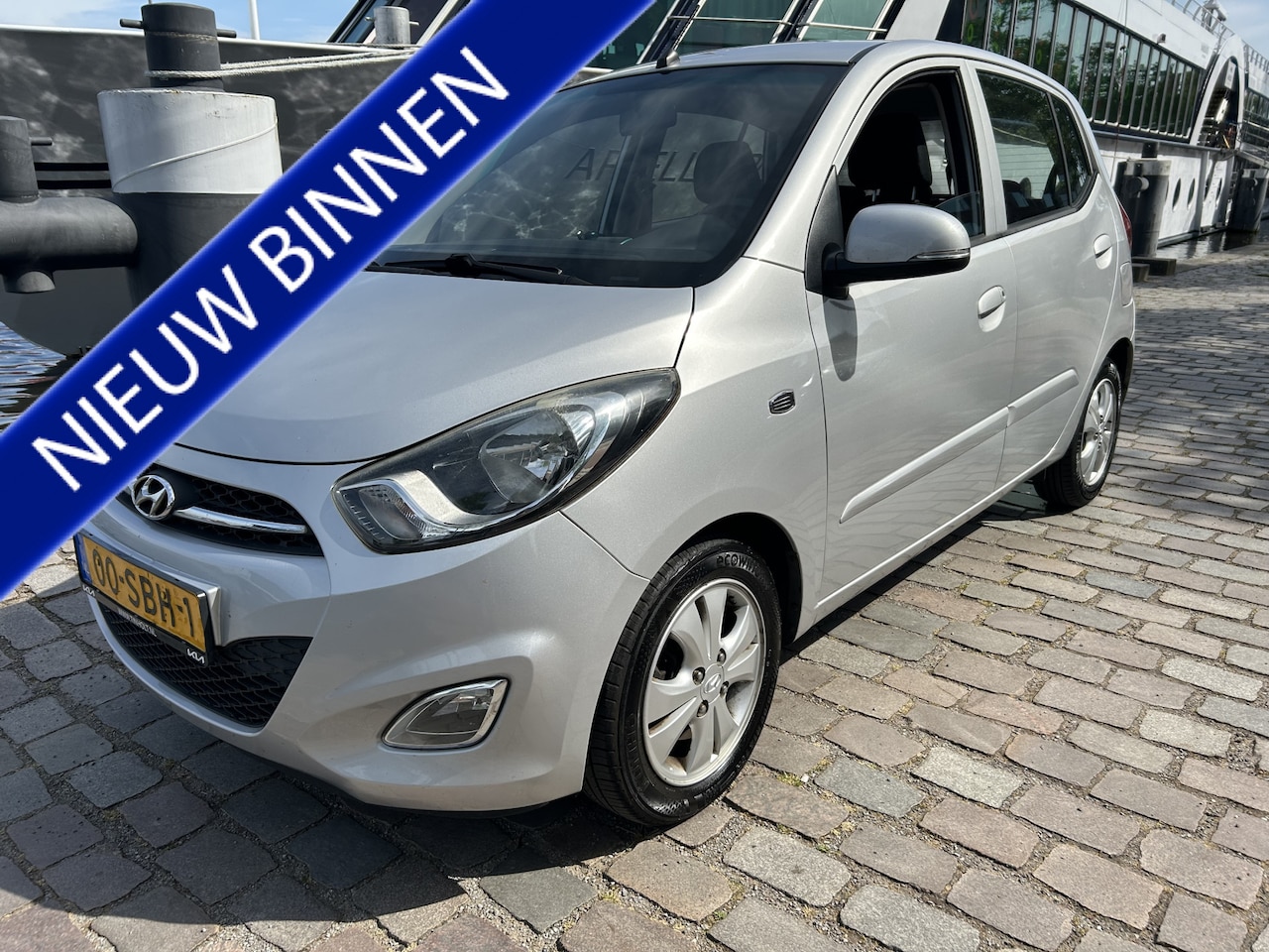 Hyundai i10 - 1.1 i-Catcher Airco Applecarplay navi - AutoWereld.nl