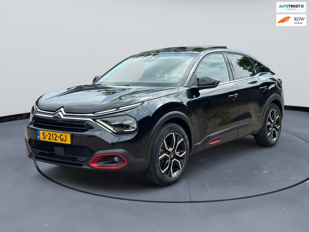Citroën Ë-C4 - Shine Pack Business 50 kWh|Pano|Leer|Led| - AutoWereld.nl