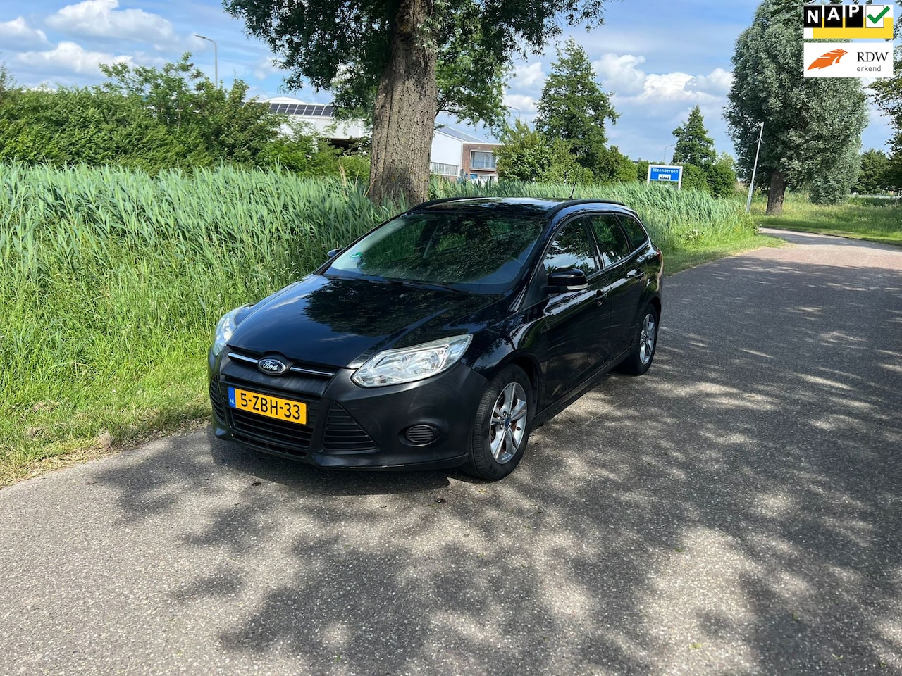 Ford Focus Wagon - 1.0 EcoBoost Edition Airco Cruise Nap Trekhaak Navi - AutoWereld.nl