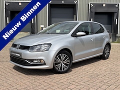 Volkswagen Polo - 1.0 Comfortline Connected Series / Clima / Pdc Voor / Achter / Stoel Verwarming / Lm Velge