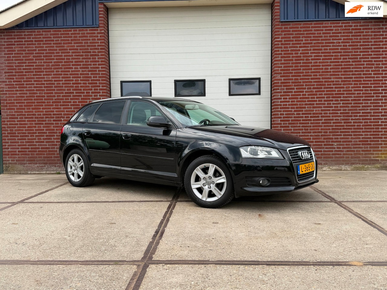 Audi A3 Sportback - 1.4 TFSI Attraction Xenon Stoelverwarming - AutoWereld.nl