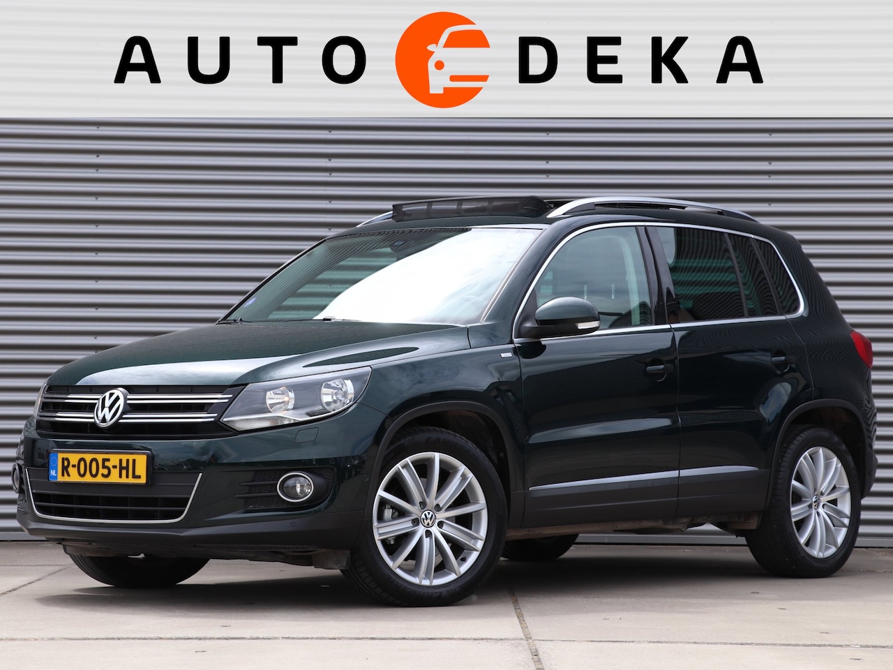 Volkswagen Tiguan - 1.4 TSI Cup Edition *Panodak*Stoelverw.*Parkeersens.* - AutoWereld.nl
