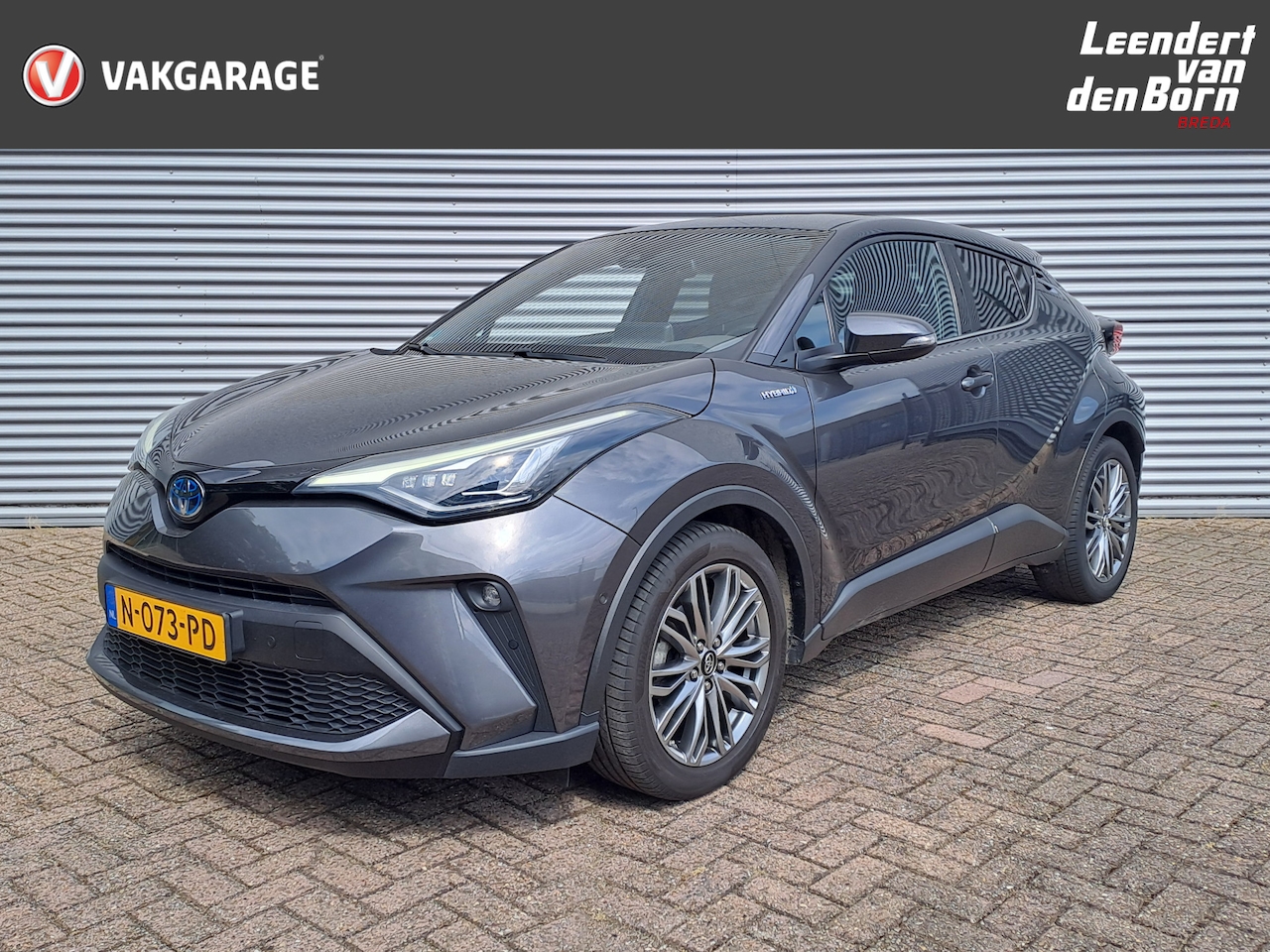 Toyota C-HR - 2.0 Hybrid Executive | Automaat | Cruise control adaptief | JBL | Camera | Navigatiesystee - AutoWereld.nl