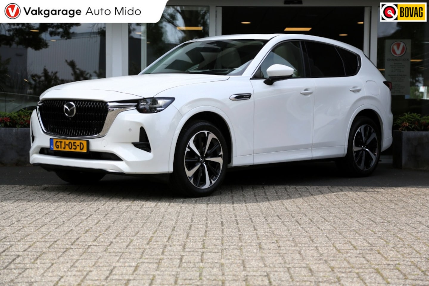 Mazda CX-60 - 2.5 e-SkyActiv PHEV Takumi | Pano | BOSE | Trekhaak - AutoWereld.nl
