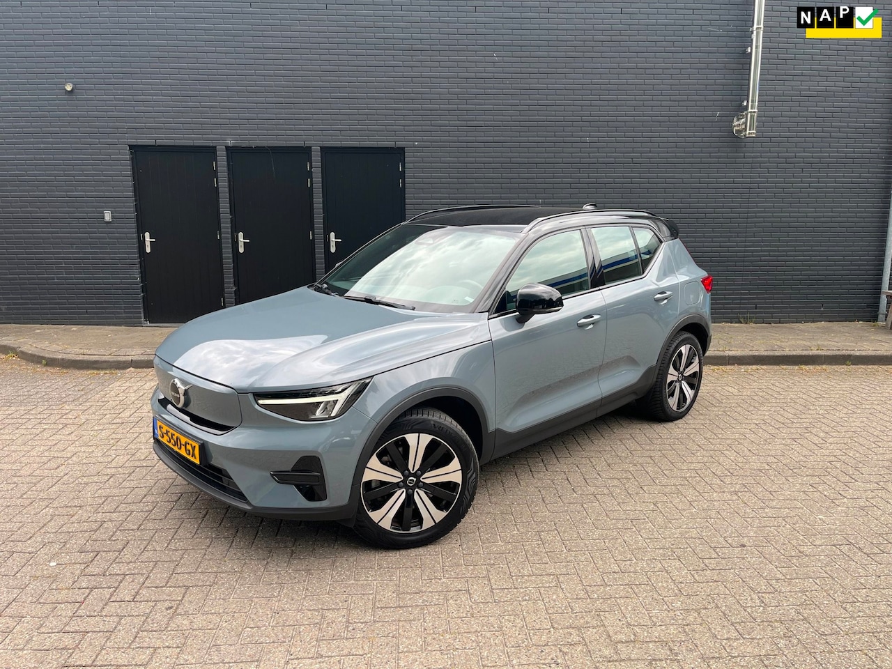 Volvo XC40 - Recharge Core 70 kWh Trekhaak - AutoWereld.nl