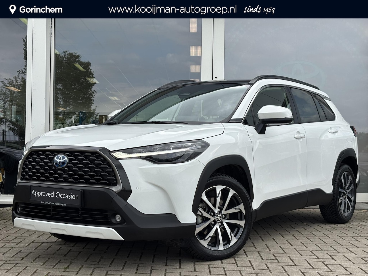 Toyota Corolla Cross - Hybrid 1.8 Style + Premium Pack II | Panoramadak | Half leder | Blindspot | Stoelverwarmin - AutoWereld.nl