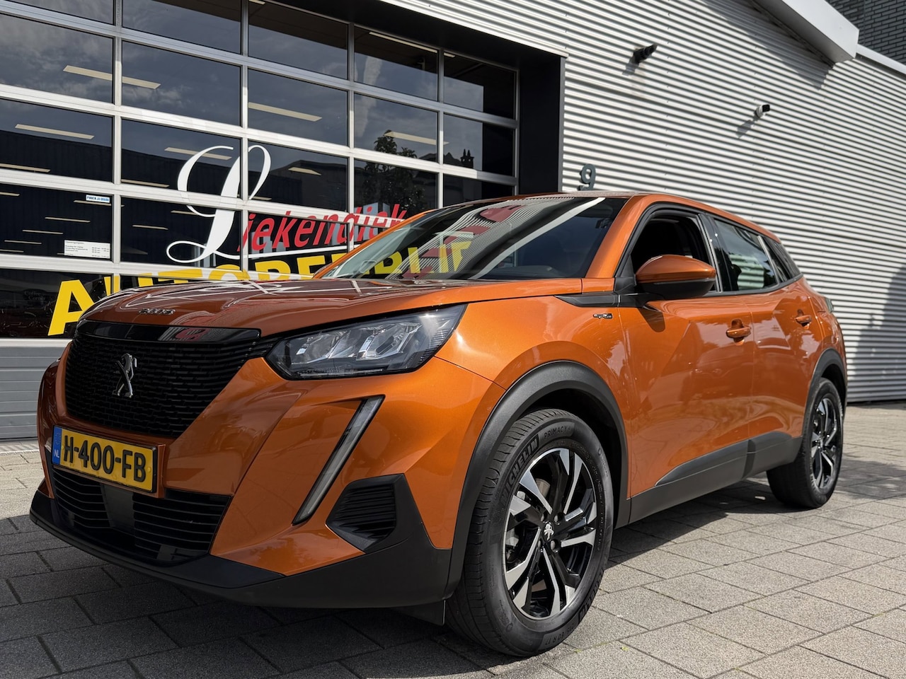 Peugeot 2008 - 1.2 PureTech Active Pack 107.000 KM - Apple CarPlay / Navigatie I Airco I LED I Sport velg - AutoWereld.nl