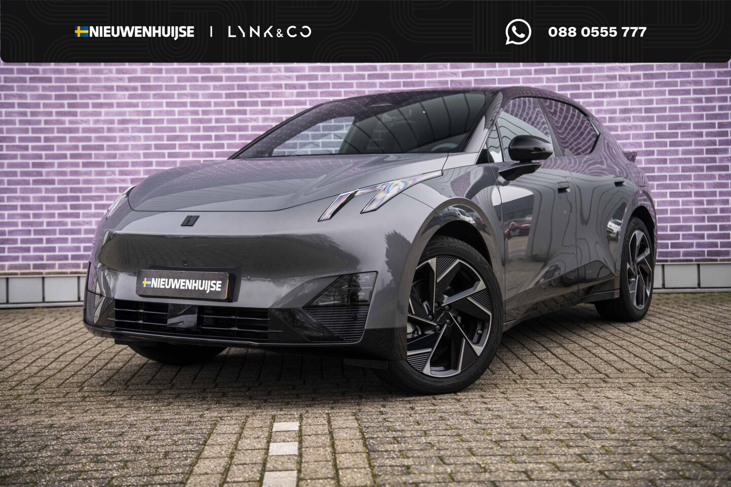 Lynk & Co 02 - More 66 kWh | Panoramadak | 360 camera | Harman Kardon audio | Dodehoekdetectie | Stoel/St - AutoWereld.nl