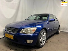Lexus IS - 200 SCHADEAUTO