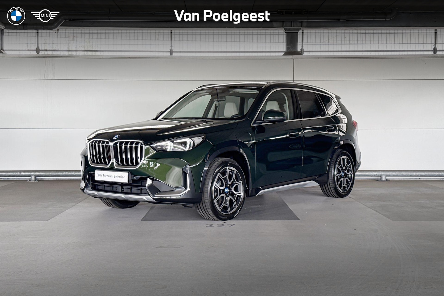 BMW X1 - xDrive25e | Actiefstoelen voor | Glazen panoramadak - AutoWereld.nl