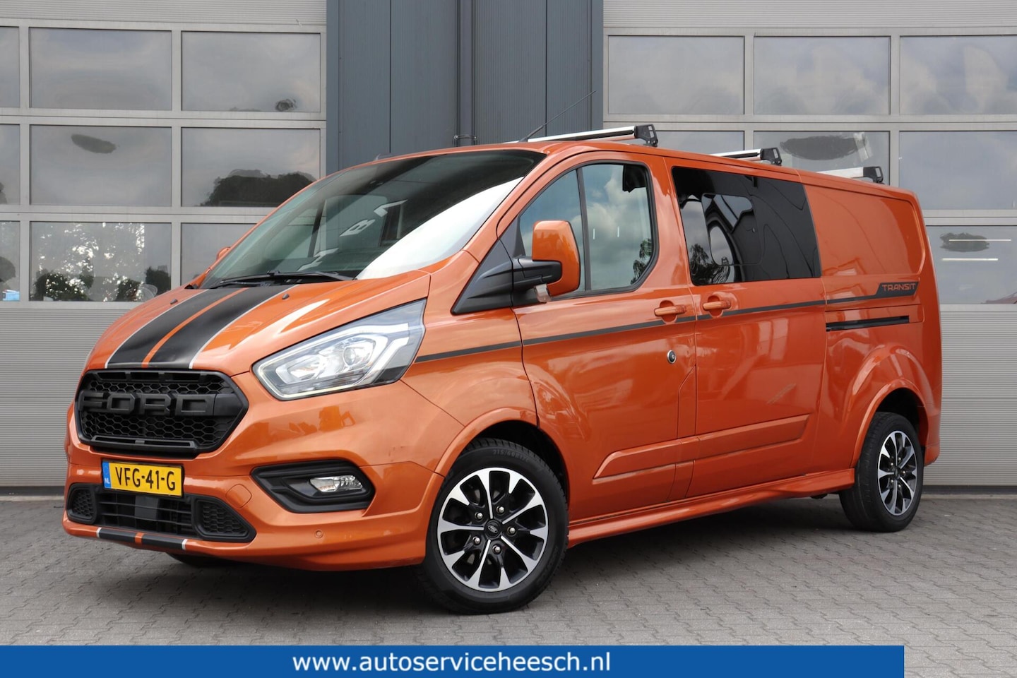Ford Transit Custom - 320 2.0 TDCI L2H1 SPORT l DUBBEL CABINE l AIRCO l NAVI l CAMERA l CRUISE CONTROL - AutoWereld.nl