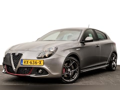 Alfa Romeo Giulietta - 1.4 170PK Turbo Automaat Super | Rood Leder | 18 inch | Afn. Trekhaak | PDC | Volledig ond