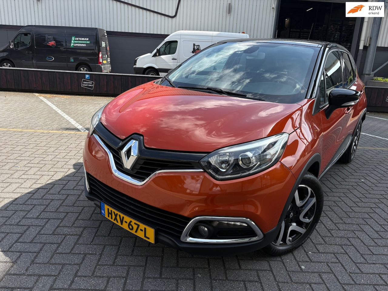 Renault Captur - 0.9 TCe Authentique 0.9 TCe Authentique - AutoWereld.nl