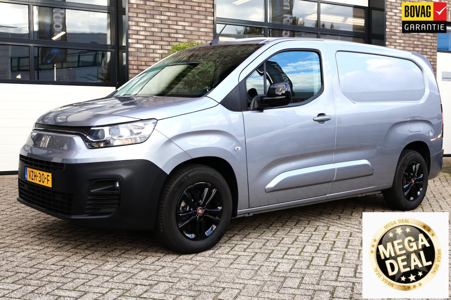 Fiat E-Doblo - 50kWh 100Kw/136Pk L2 #4Seiz.banden#Trekhaak#Lm-wielen#Camera#Navi#Inrichting#Nieuw!# - AutoWereld.nl