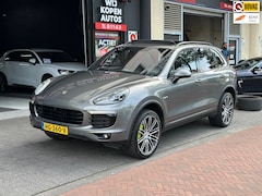 Porsche Cayenne - 3.0 S E-Hybrid Aut Leer Navi Camera Pano