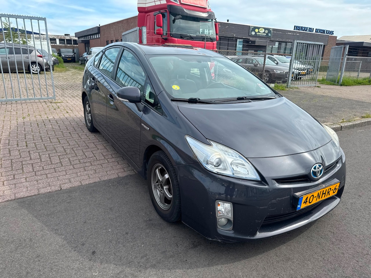 Toyota Prius - 1.8 HYBRIDE/BENZIN XENON/NAVI/HEADUP-2KEYS - AutoWereld.nl