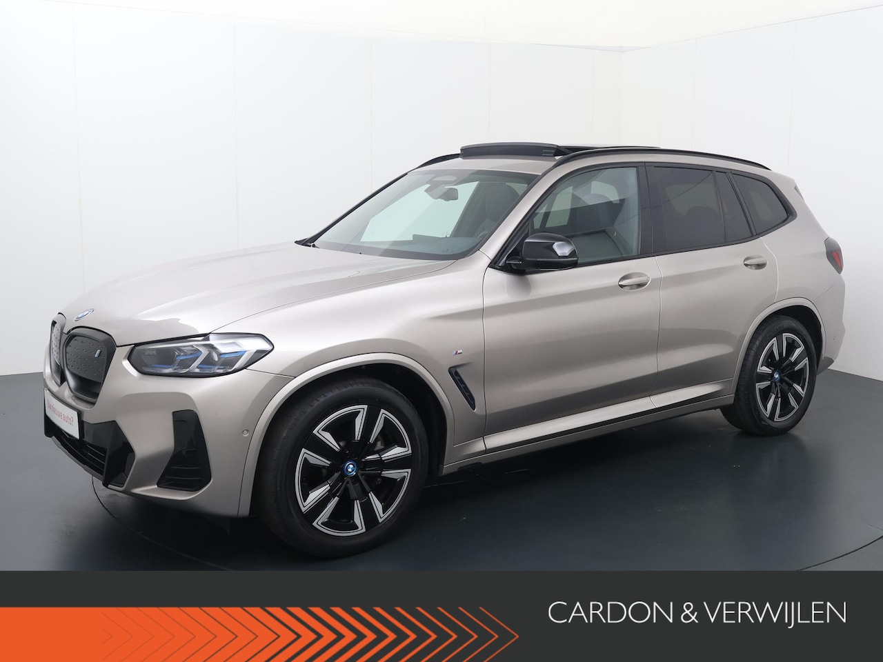 BMW iX3 - Executive 80 kWh | 286 PK | SoH 95% | Panoramadak | Laser LED koplampen | Adaptive cruise - AutoWereld.nl