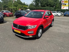 Volkswagen T-Roc - 1.0 TSI Style , navigatie , pdc voor en achter