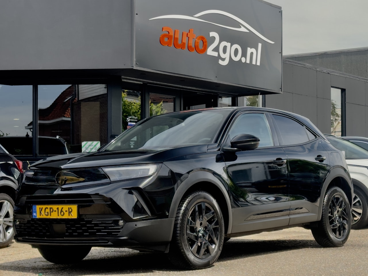 Opel Mokka - 1.2 TURBO AUT8 GS-LINE BLACK-EDITION AIRCO VIRTUAL-DASH CAMERA LED LMV PDC - AutoWereld.nl