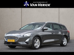 Ford Focus Wagon - 1.0 EcoBoost Trend Edition Business | Navigatie | Trekhaak | Dealeronderhouden