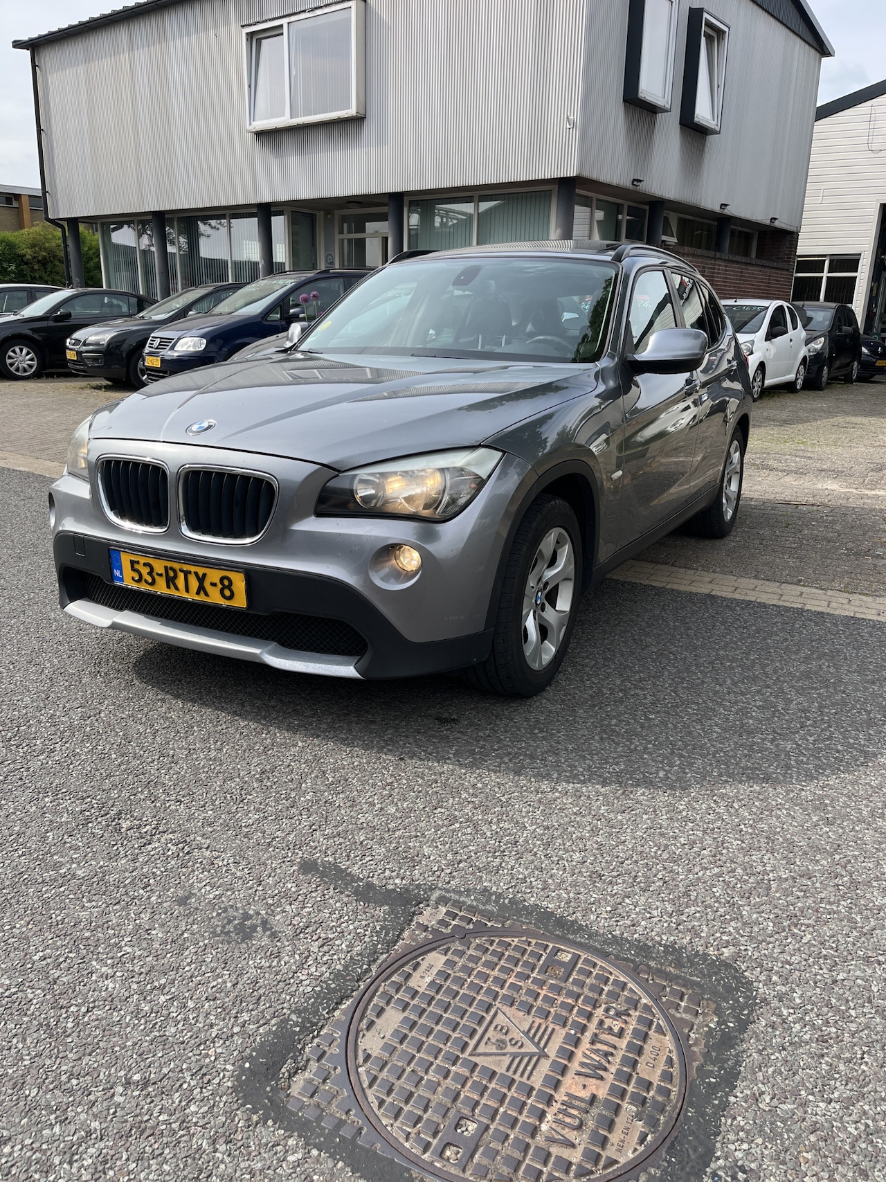 BMW X1 - sDrive18d Executive. Navigatie,Leder,Panorama dak Enz enz. Zeer nette en goed rijdende X1 - AutoWereld.nl