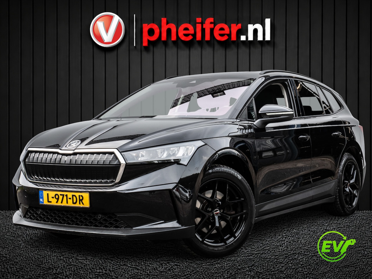 Skoda Enyaq iV - 60 SOH 90% Panoramadak/ Stoel-stuurverwarming/ Camera/ Navigatie/ Carplay/ Memory/ Blindsp - AutoWereld.nl