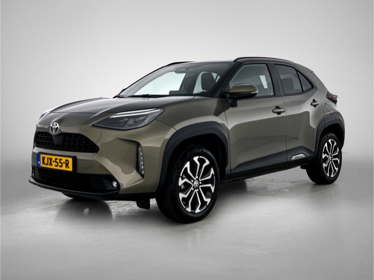 Toyota Yaris Cross - 1.5 Hybrid 115 Dynamic | Achteruitrijcamera | Carplay | Adaptive Cruise Control - AutoWereld.nl