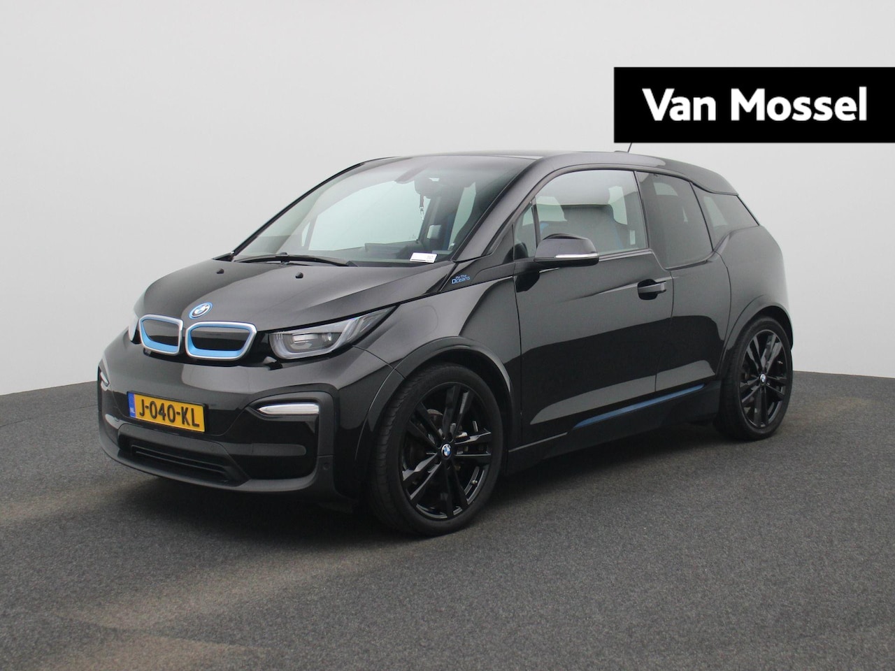 BMW i3 - S 120Ah 42 kWh For The Oceans Edition | ACHTERUITRIJCAMERA | NAVIGATIE | STOELVERWARMING | - AutoWereld.nl
