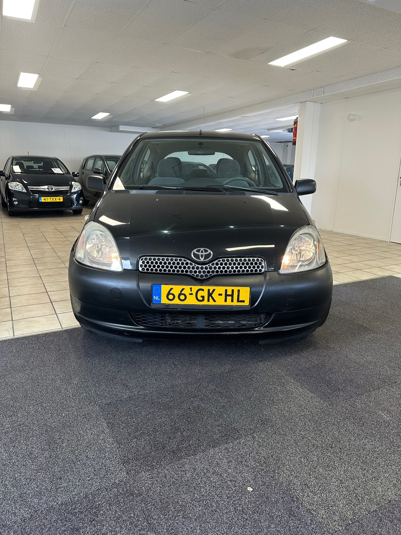 Toyota Yaris - 1.3-16V VVT-i Sol.Automaat .Airco,Cruiscontrol - AutoWereld.nl